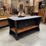 XXth middle corner counter