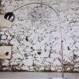 Arc floor lamp in chrome and marble, 1970