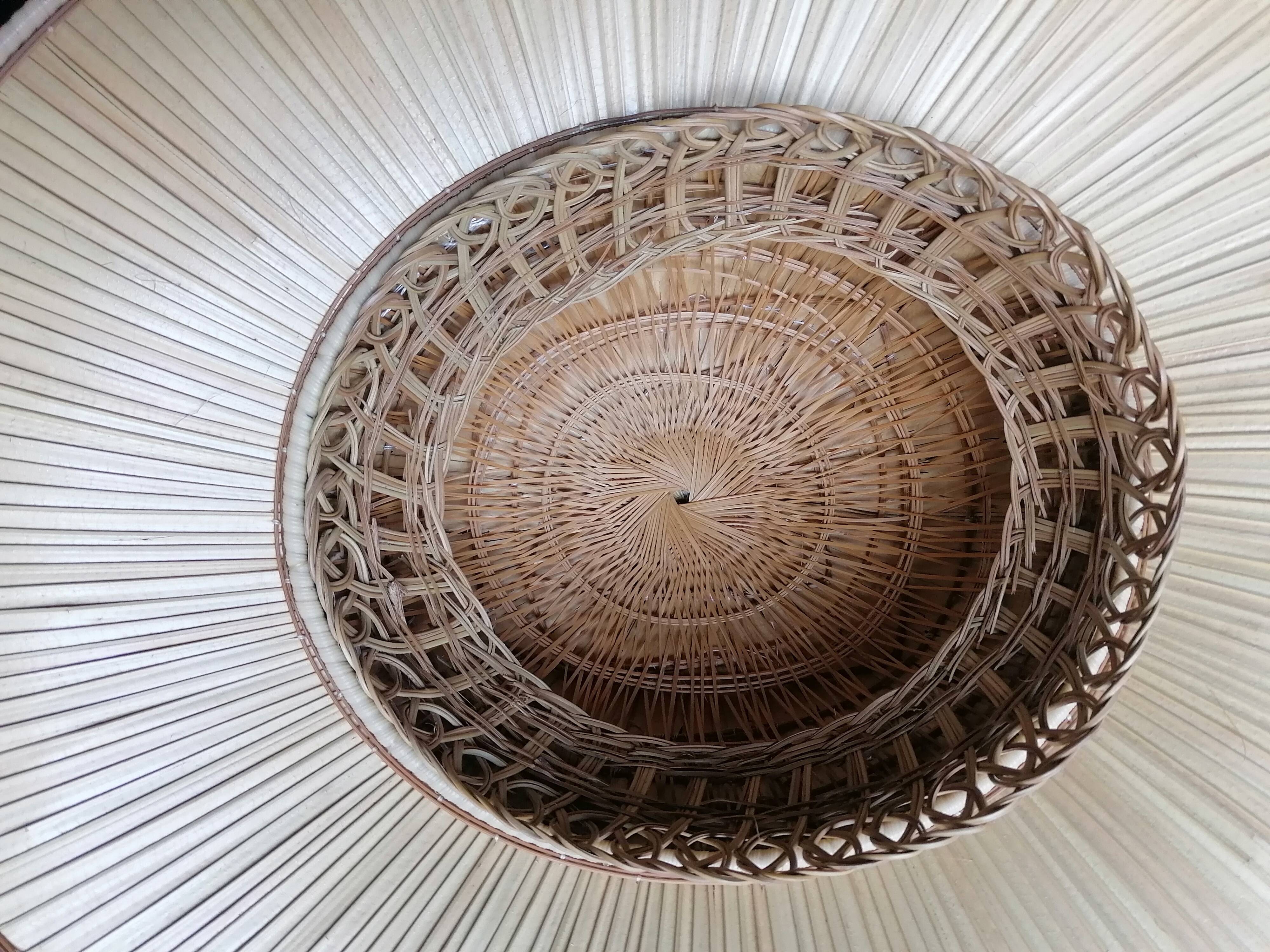 Colonial wicker hat