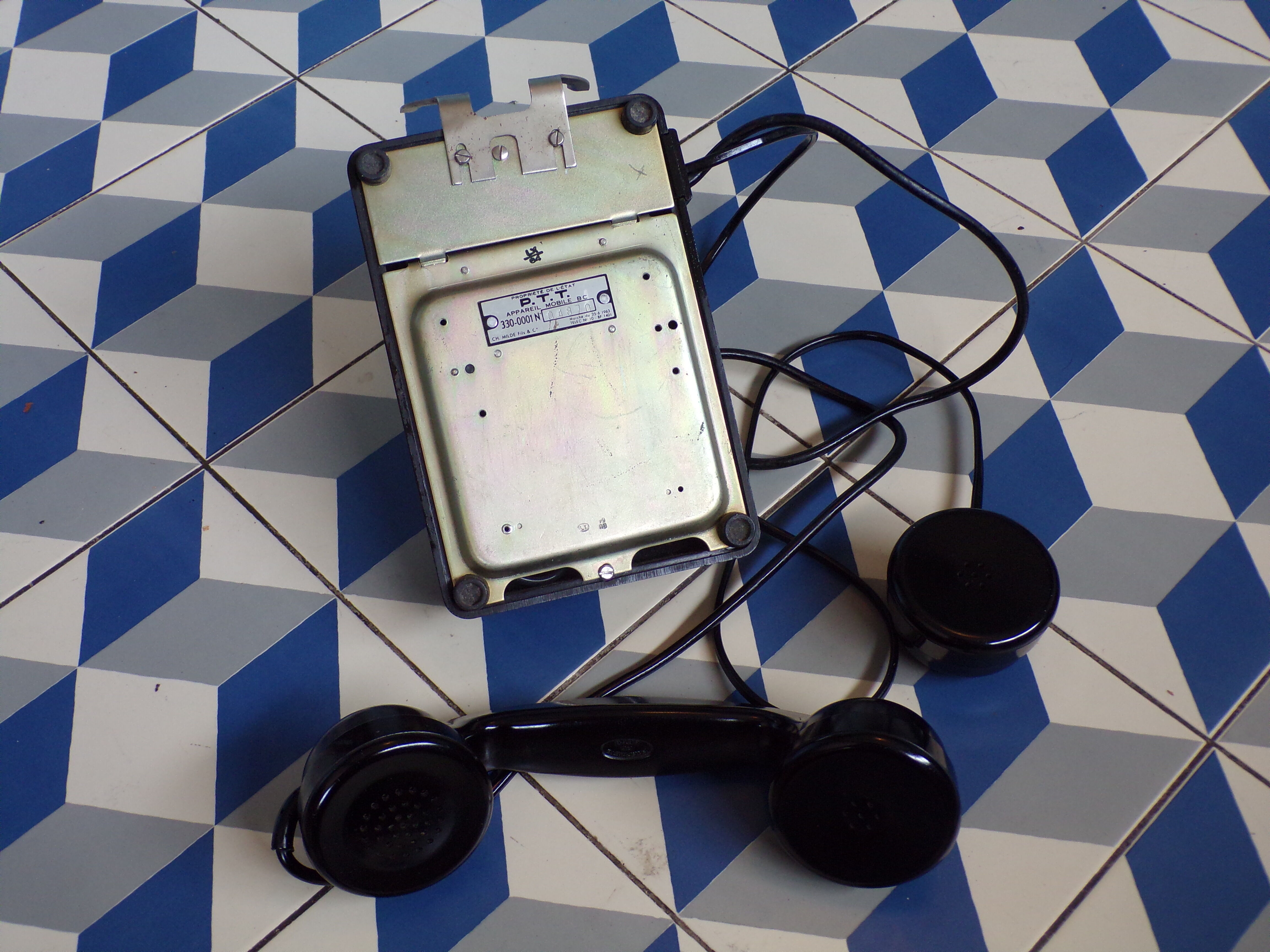 Vintage phone with Bakelite dial