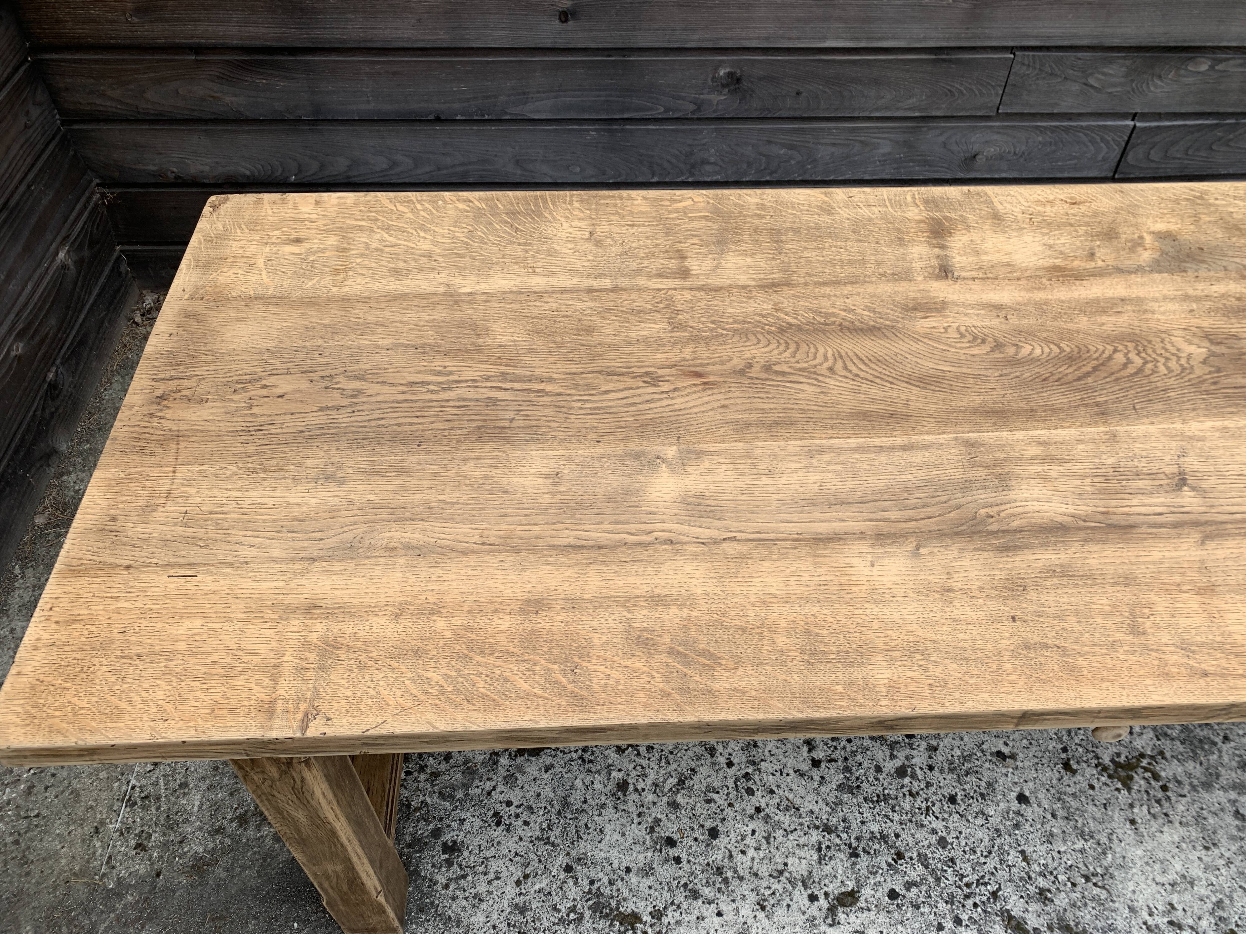 Christmas Pop-up 2022 - Raw oak farmhouse table #15