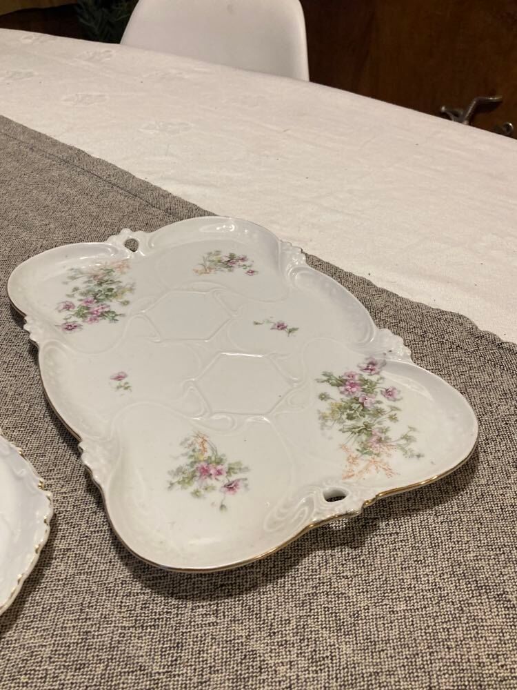 Lot presentation dishes to dessert