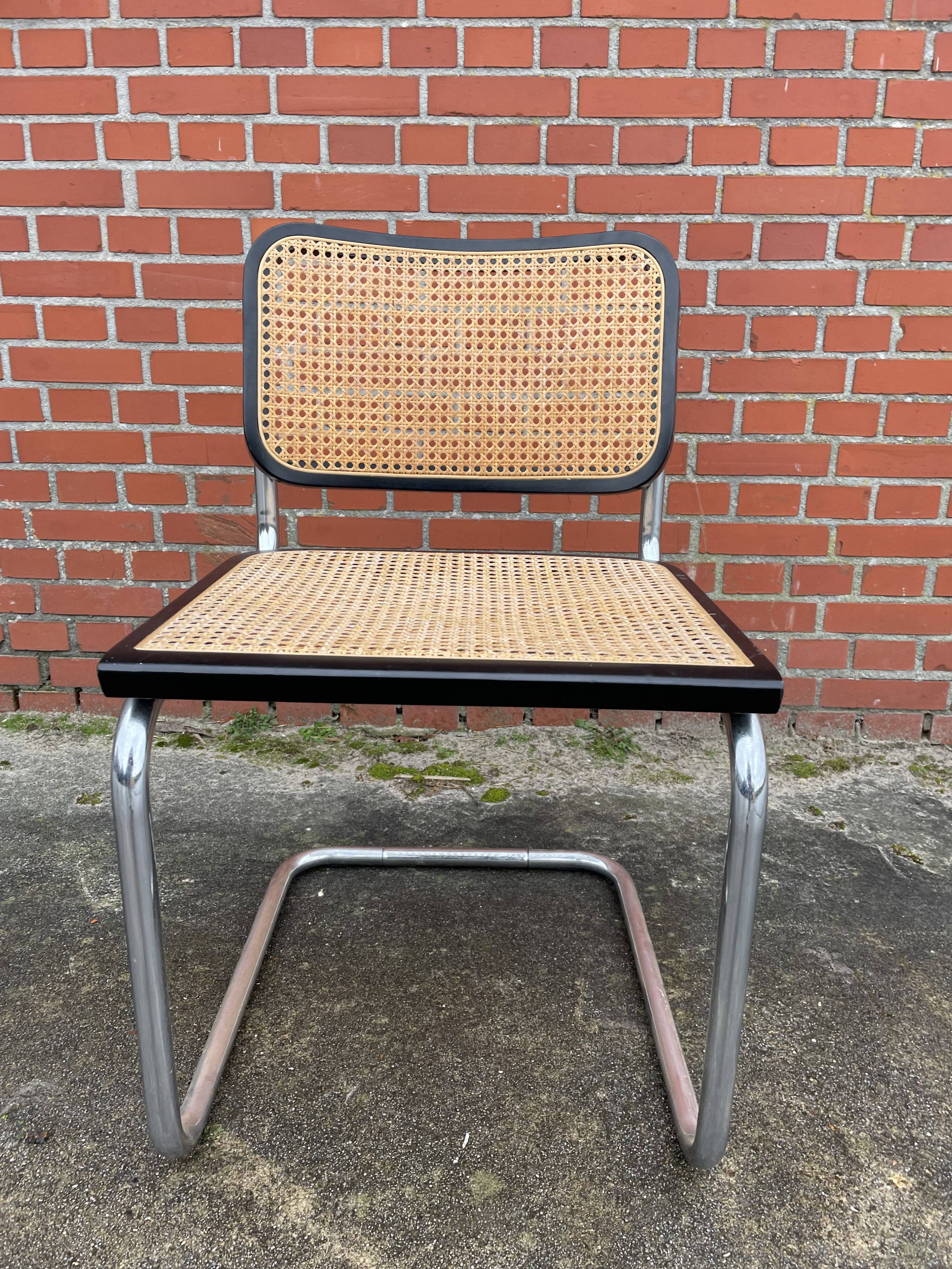 Cesca design chair b32 model black and chrome