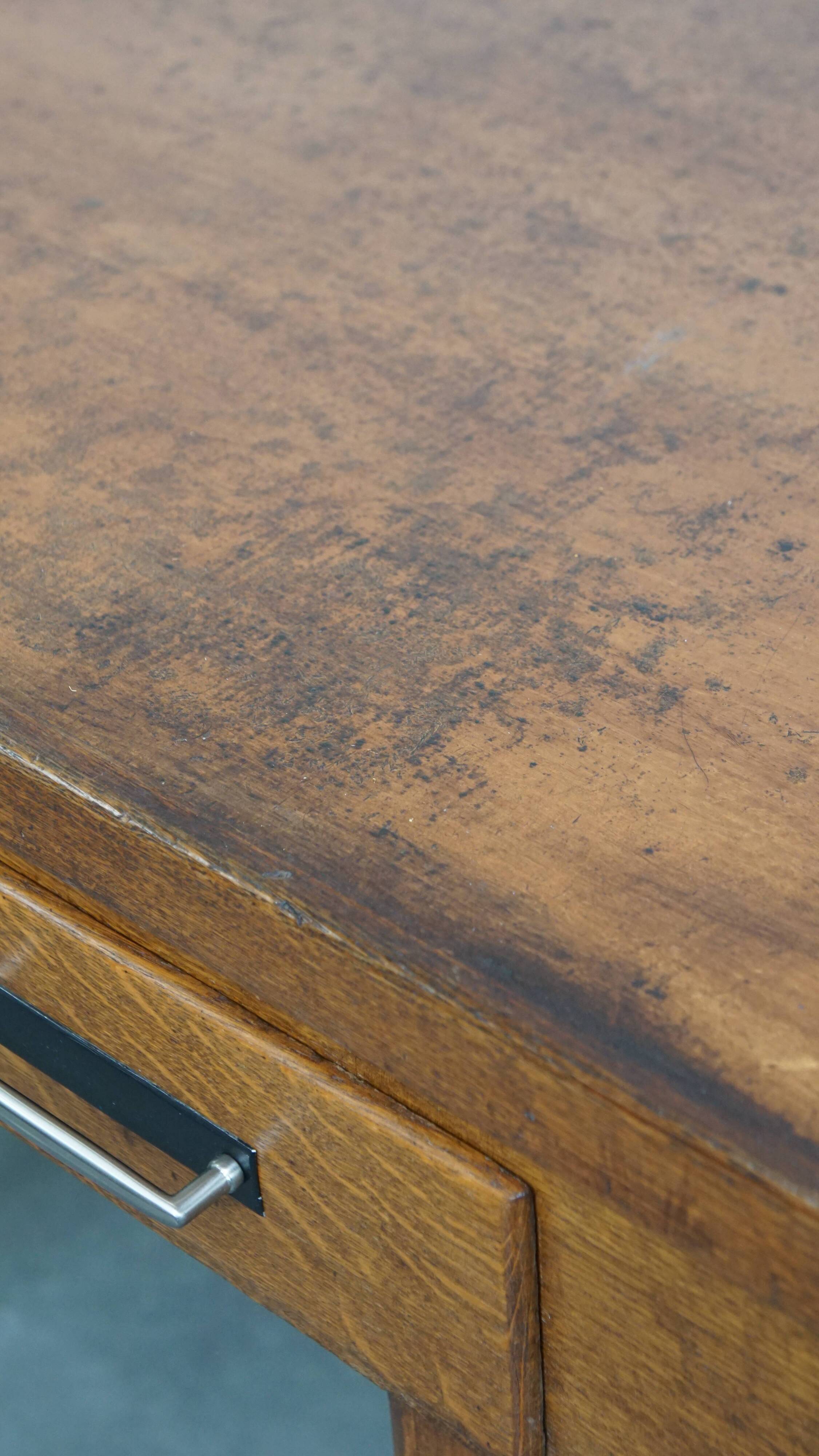 Bureau Art Déco en chêne ancien du début du XXe siècle