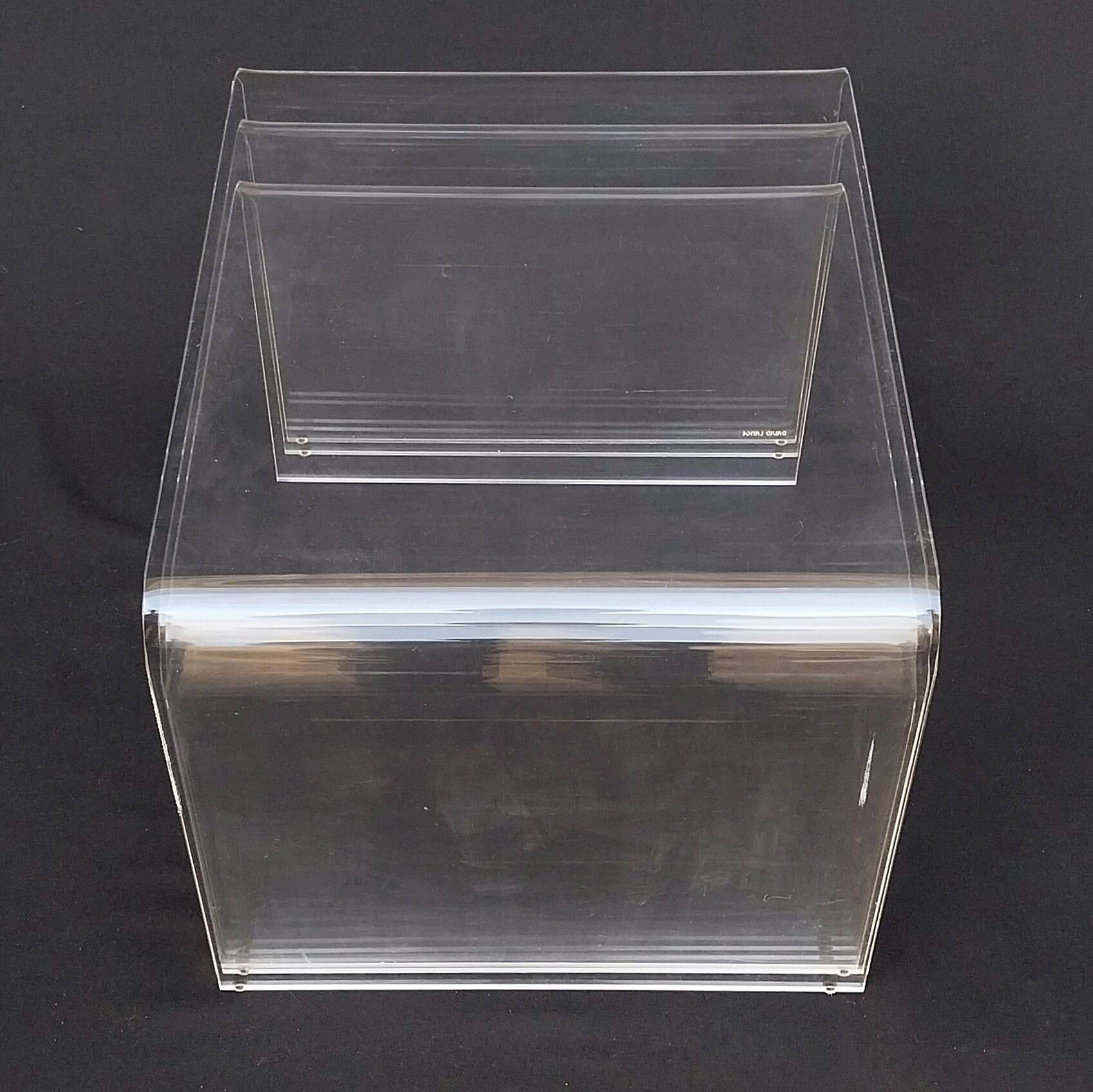 3 Nesting tables signed David Lange transparent plexiglass coffee tables design 70