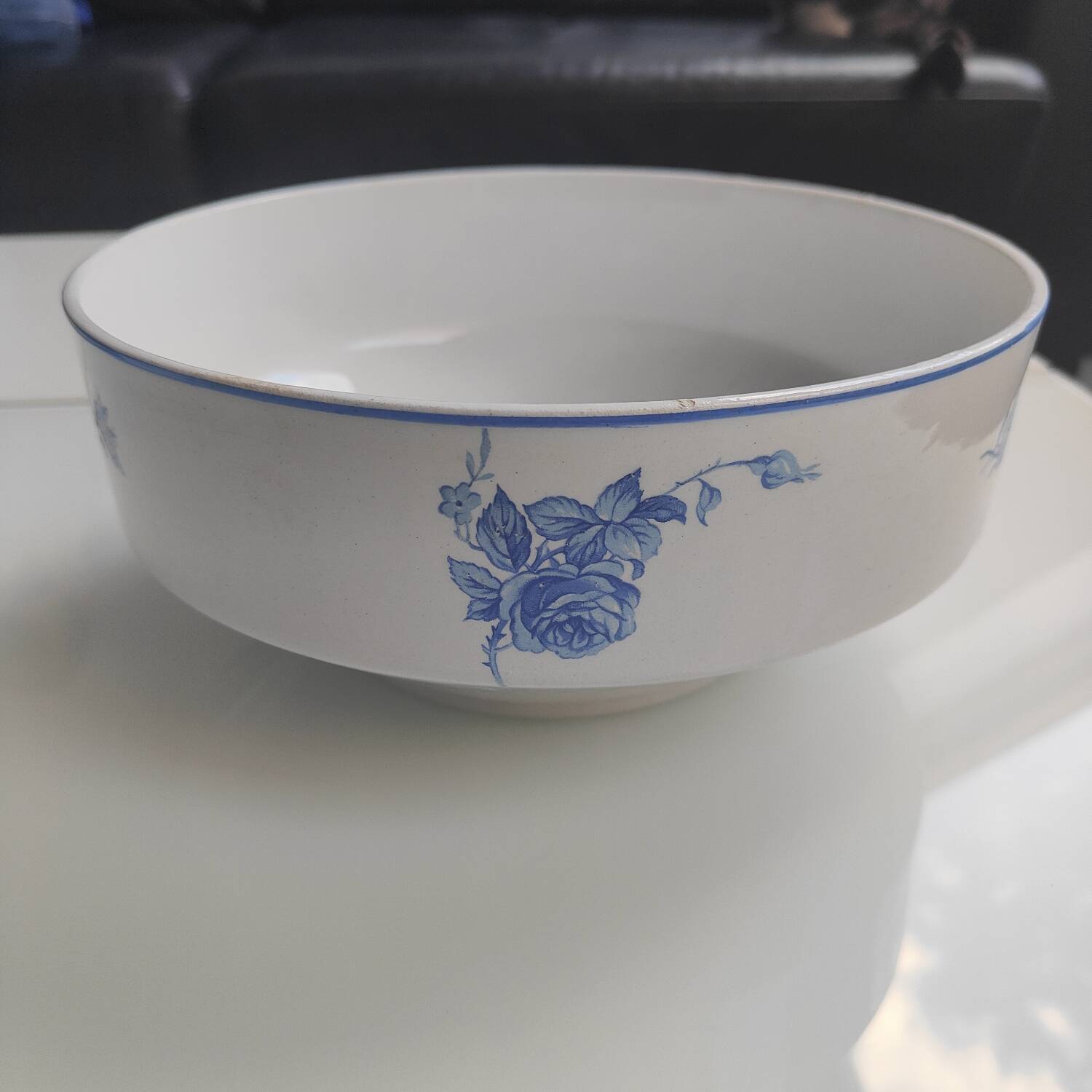 Iron earth salad bowl