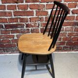 Lot de trois chaises modèle FANETT dans le goût de Lennart KARLSTRORP