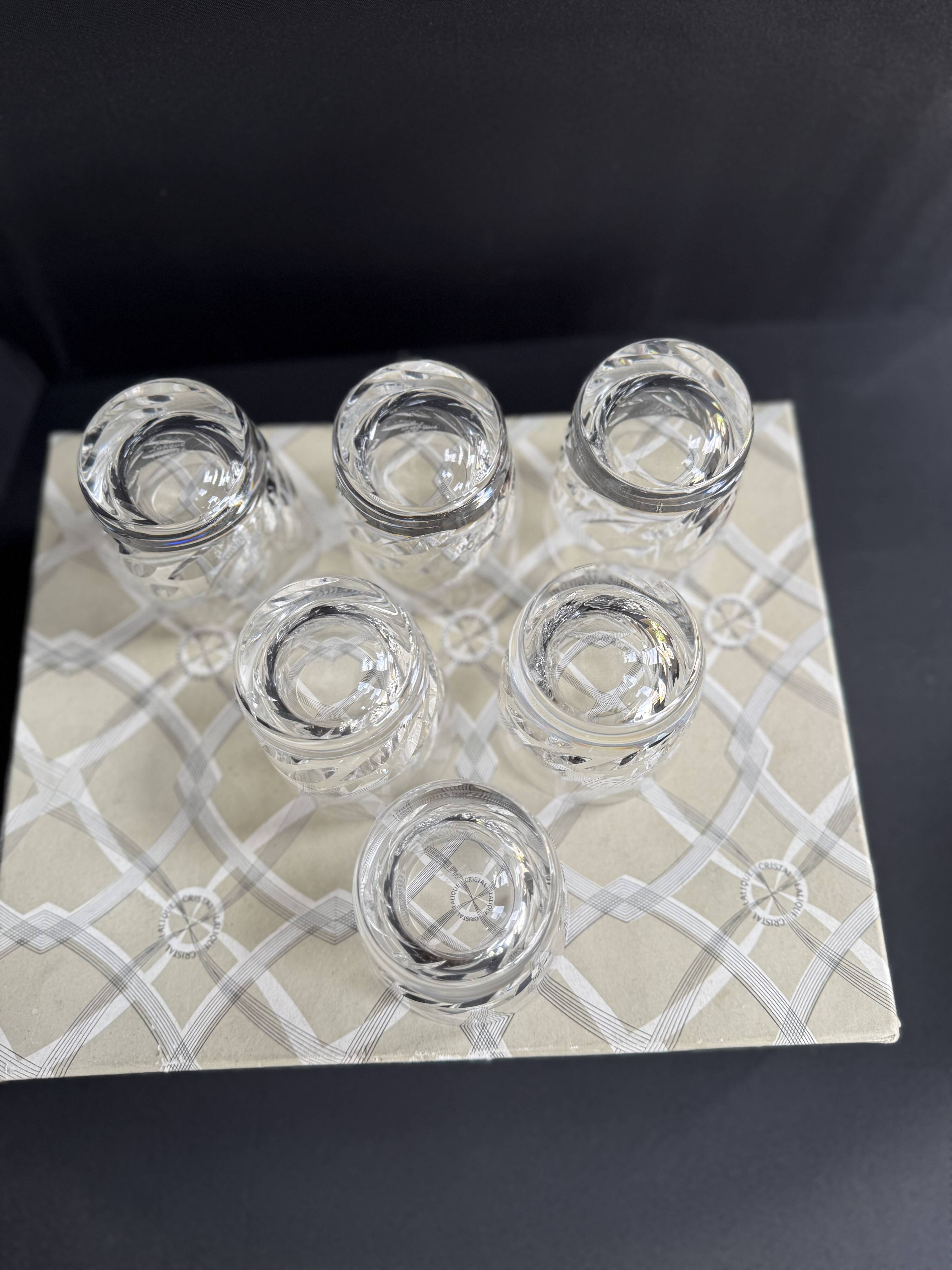 6 Lalique France Artois whisky glasses in a box