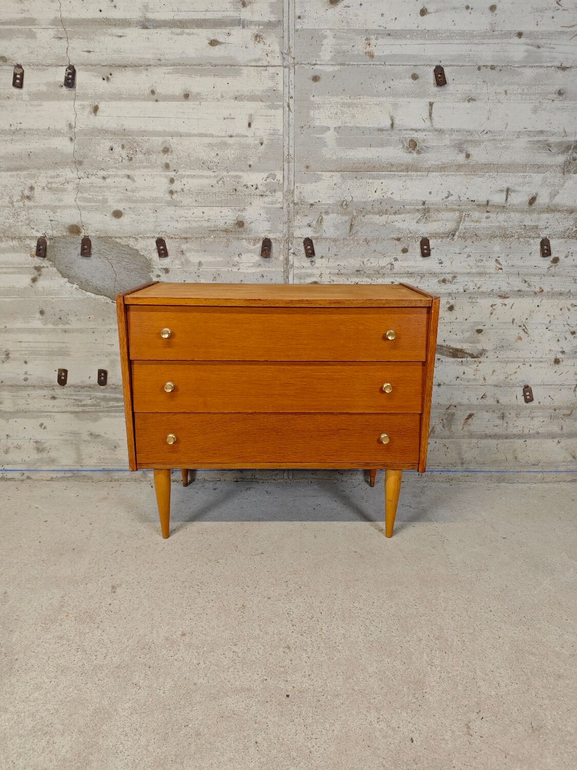 Vintage chest of drawers
