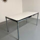 Bureau ou table design USM Haller plateau blanc structure métal