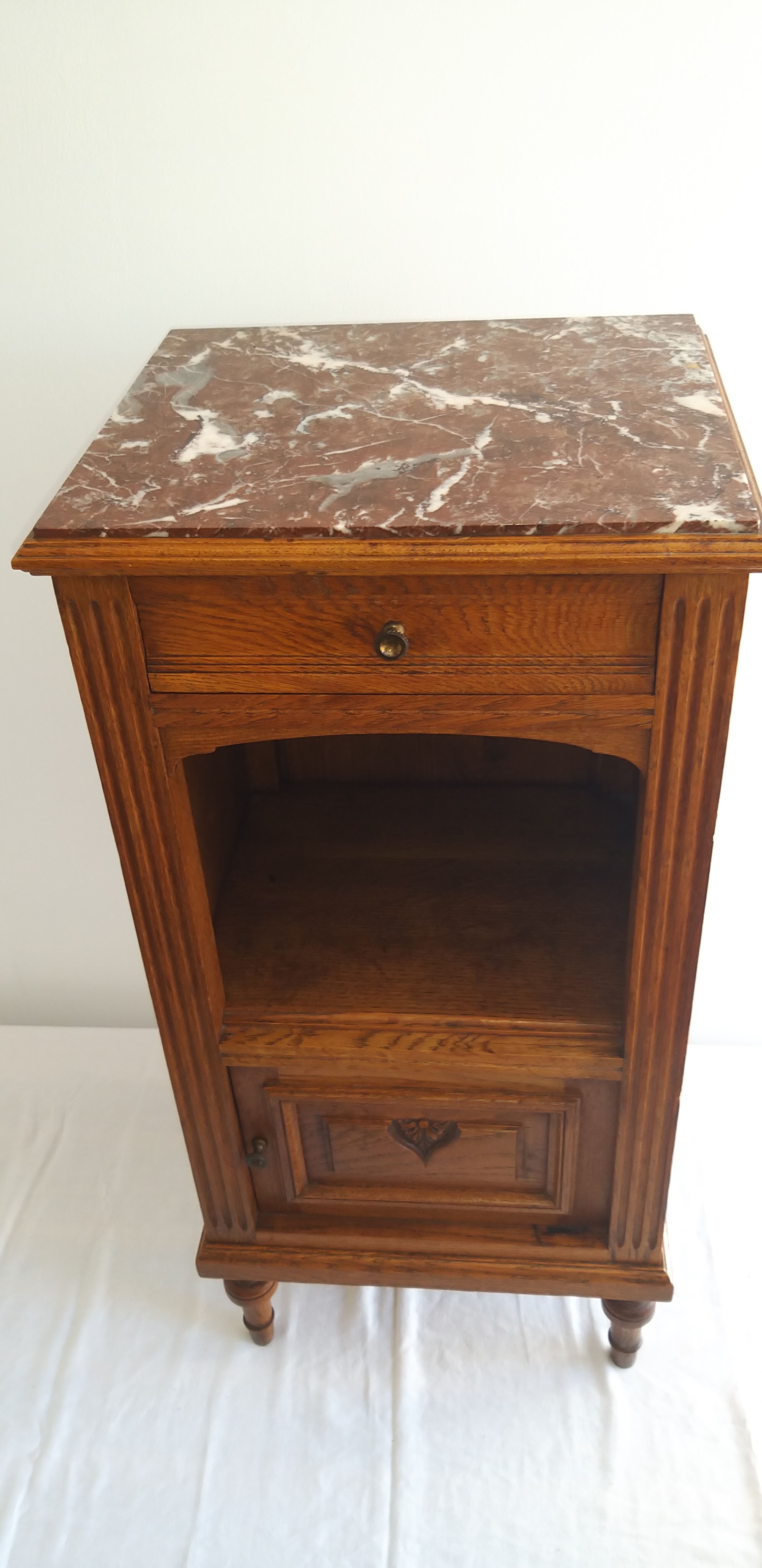 Bedside table years 50