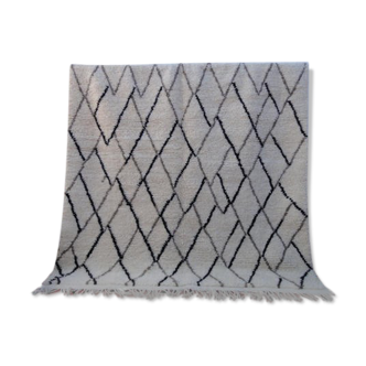Tapis marocain blanc et noir 205x198 cm
