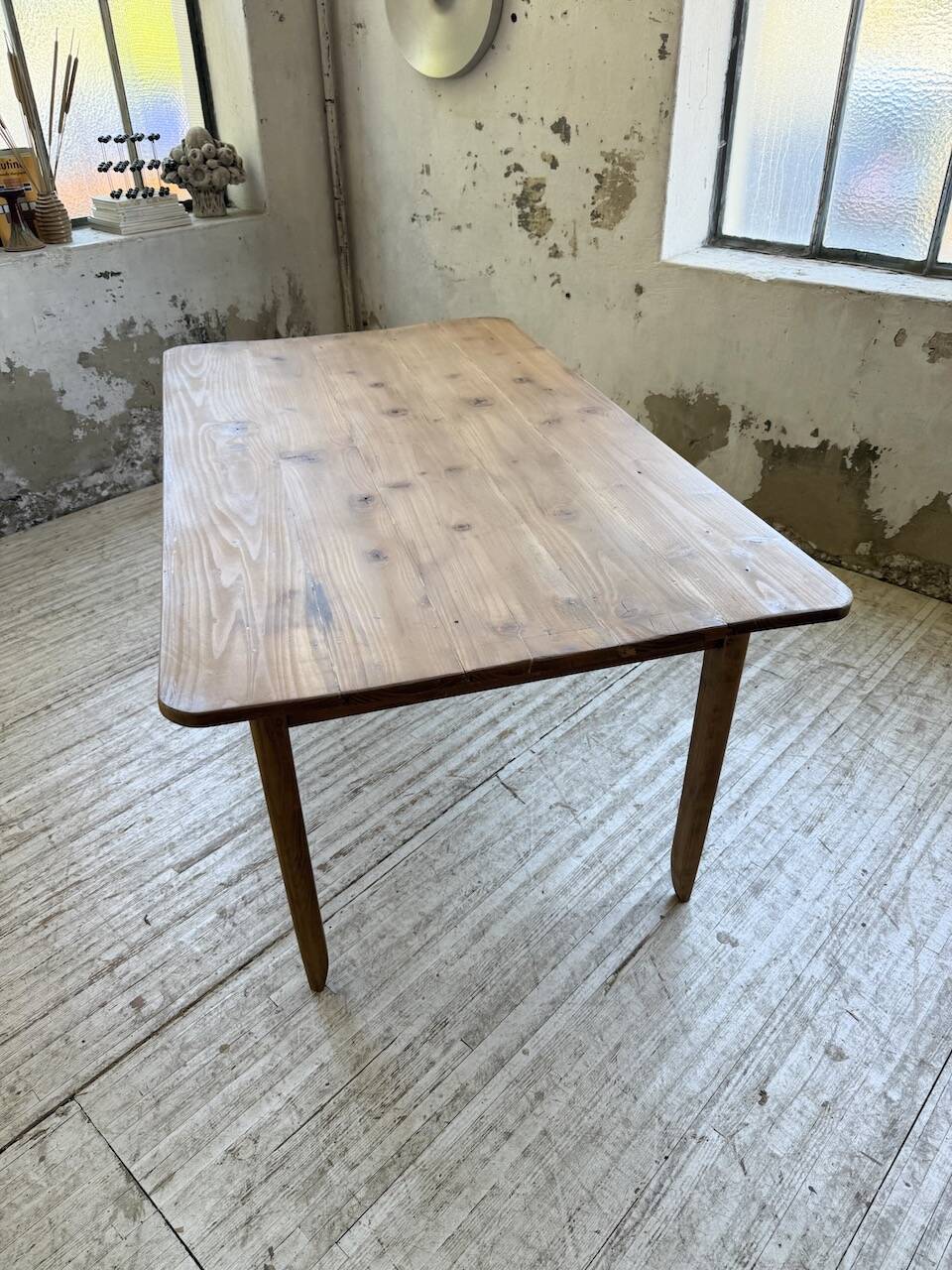 Beech and pine farmhouse table with spindle legs 170 cm