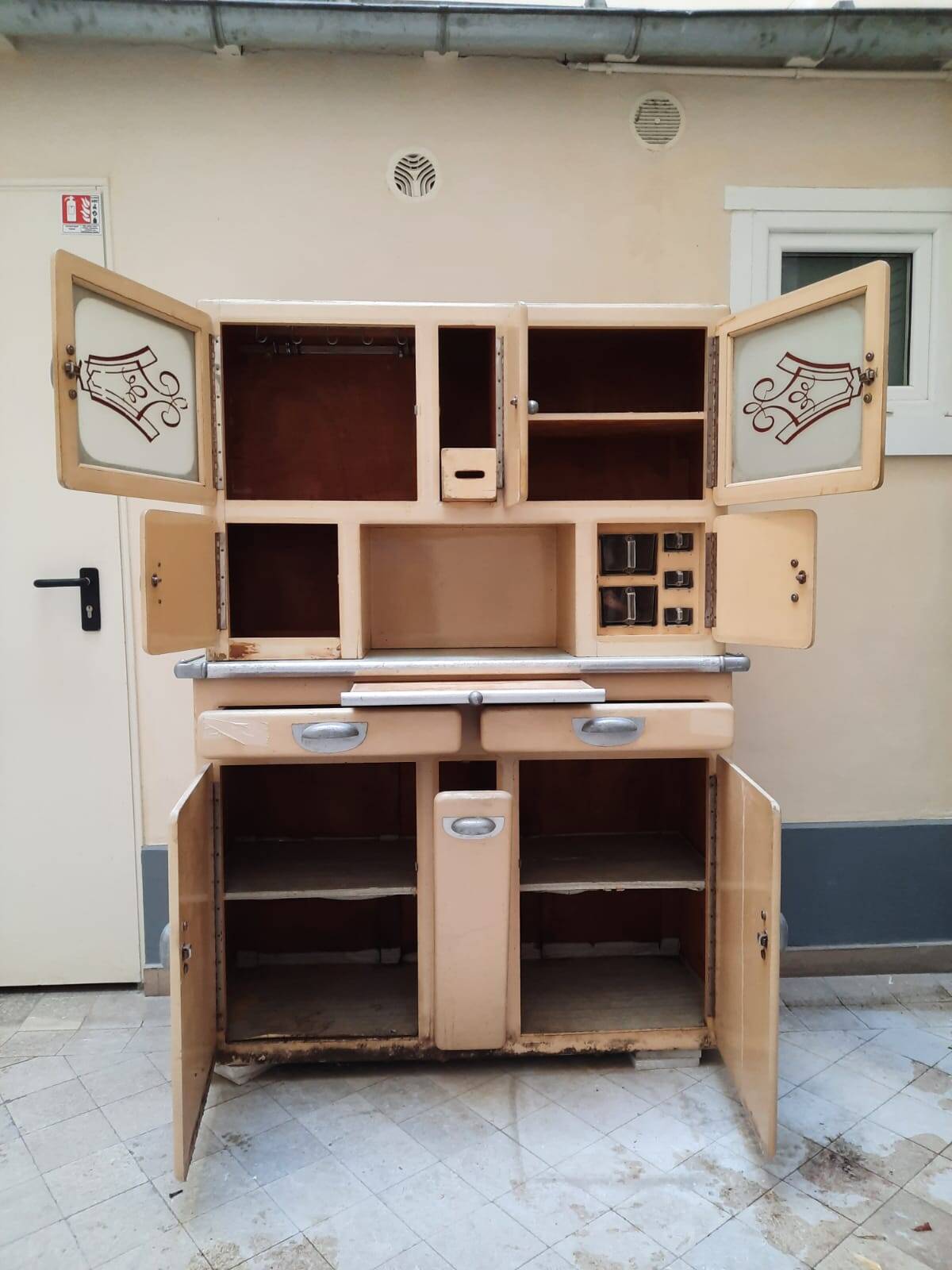 Buffet de cuisine vintage années 50 – 2 corps – complet – Paris 14e