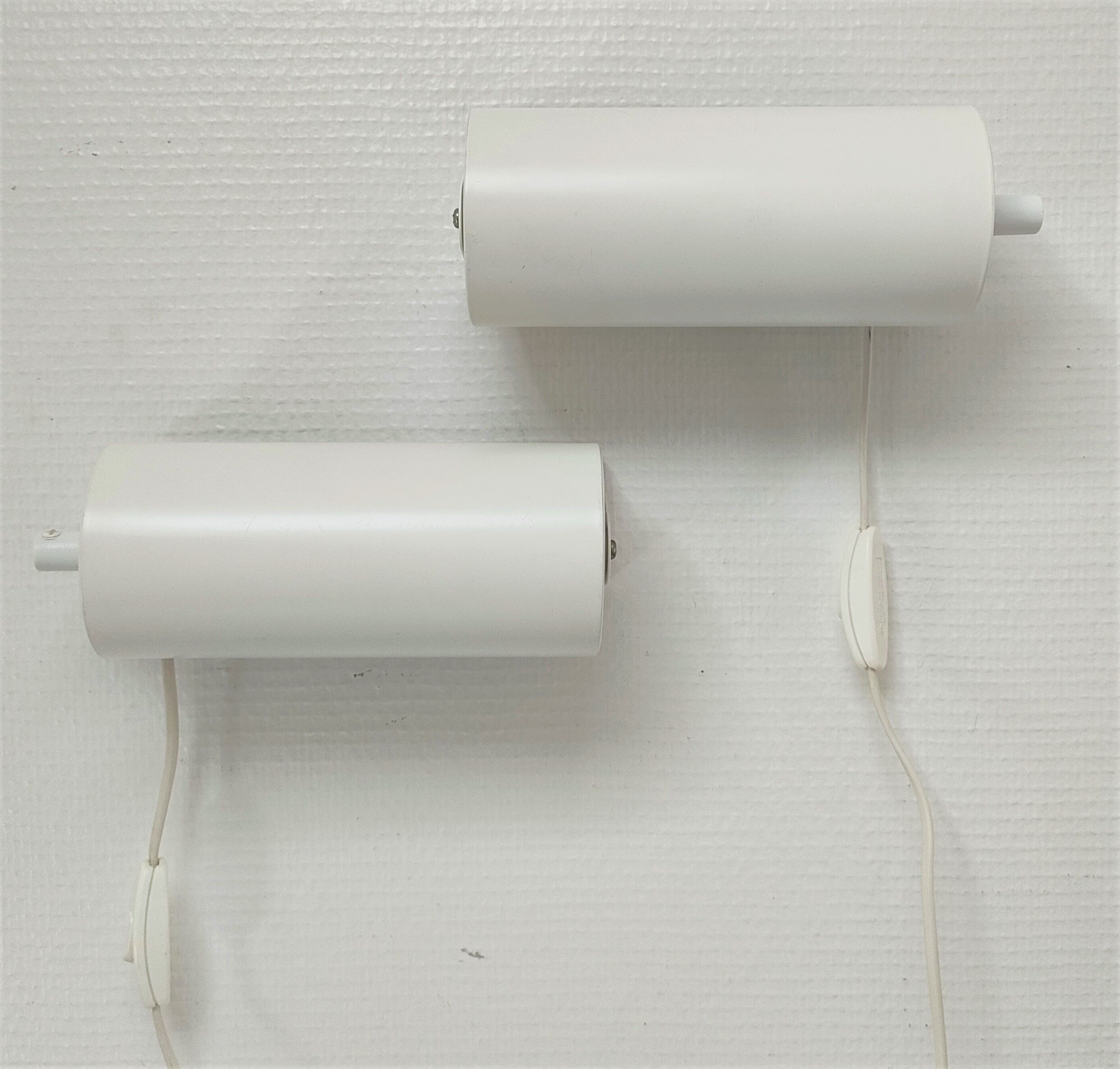 Pair of wall lamps Ikea vintage design Lod V413 white metal