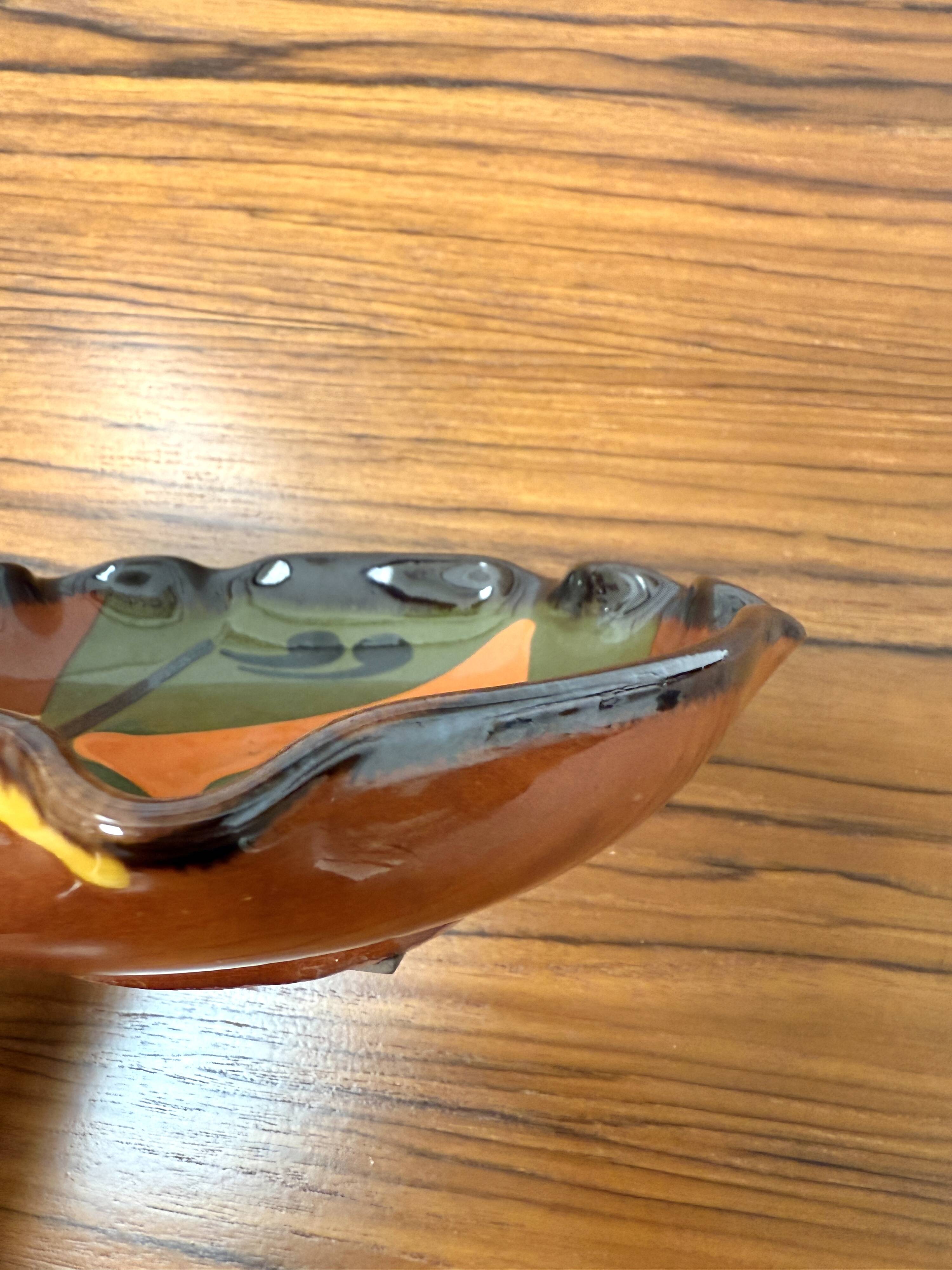 Terracotta pocket emptier