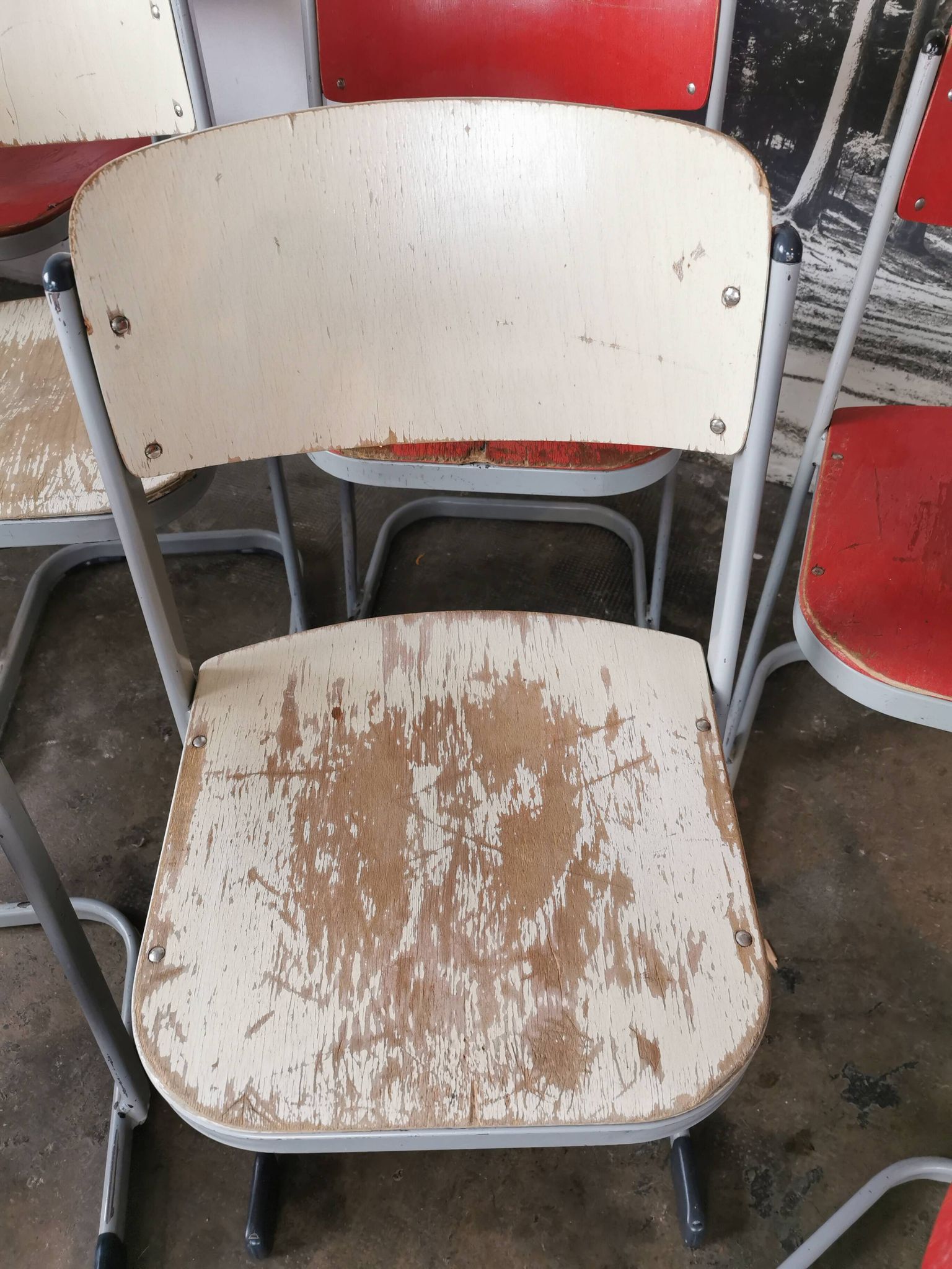 Set of 14 vintage stackable chairs
