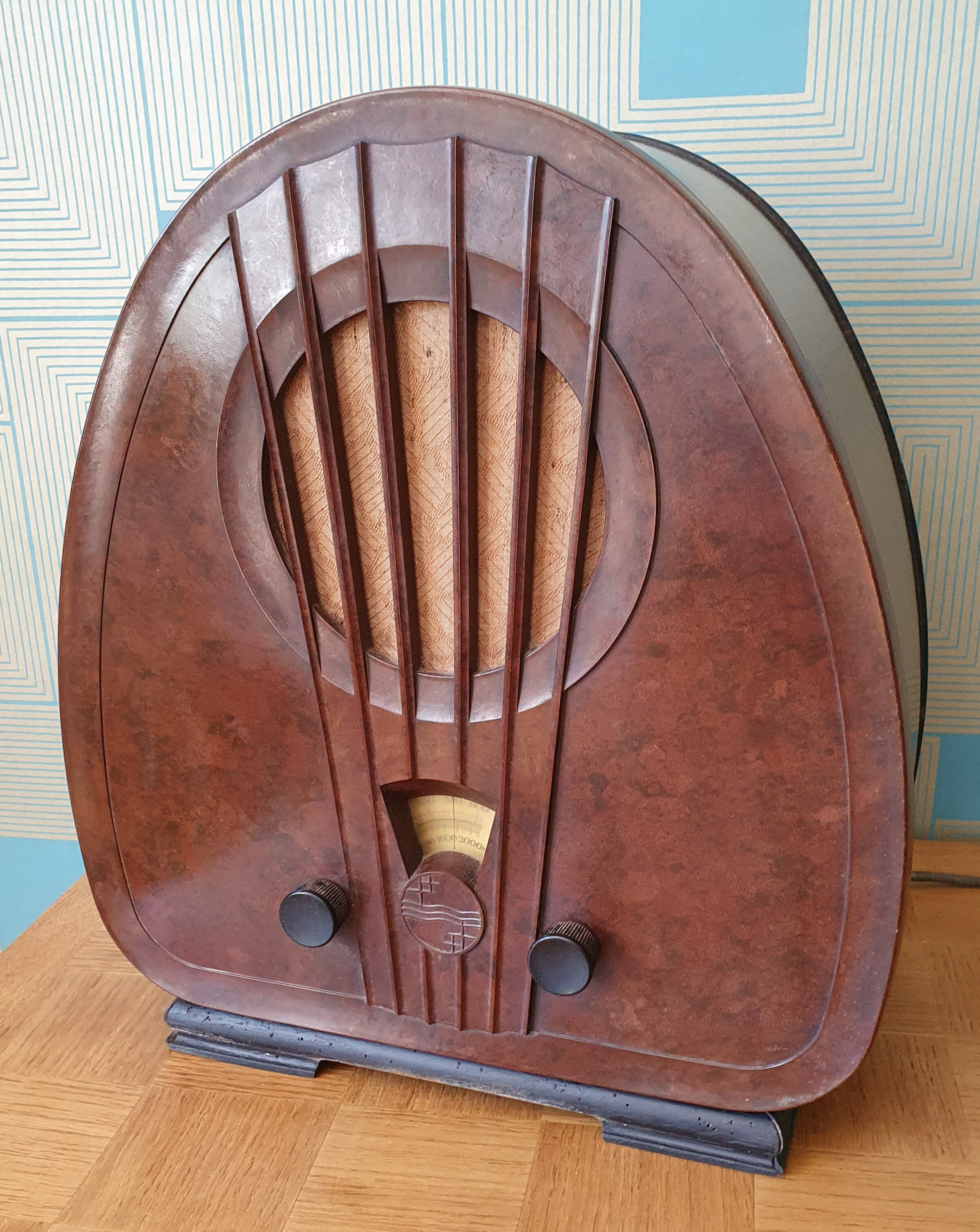 Radio TSF Philips 834 A in Bakelite