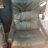 2 leather armchairs