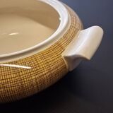 Very beautiful old soup tureen from Villeroy & Boch in very good condition.