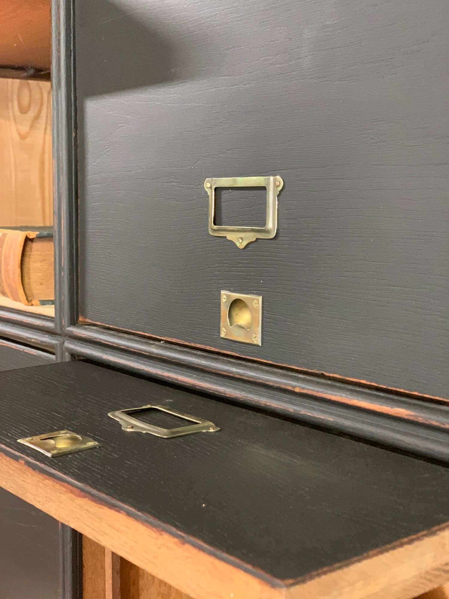 Former furniture by trade two notary bodies 1930