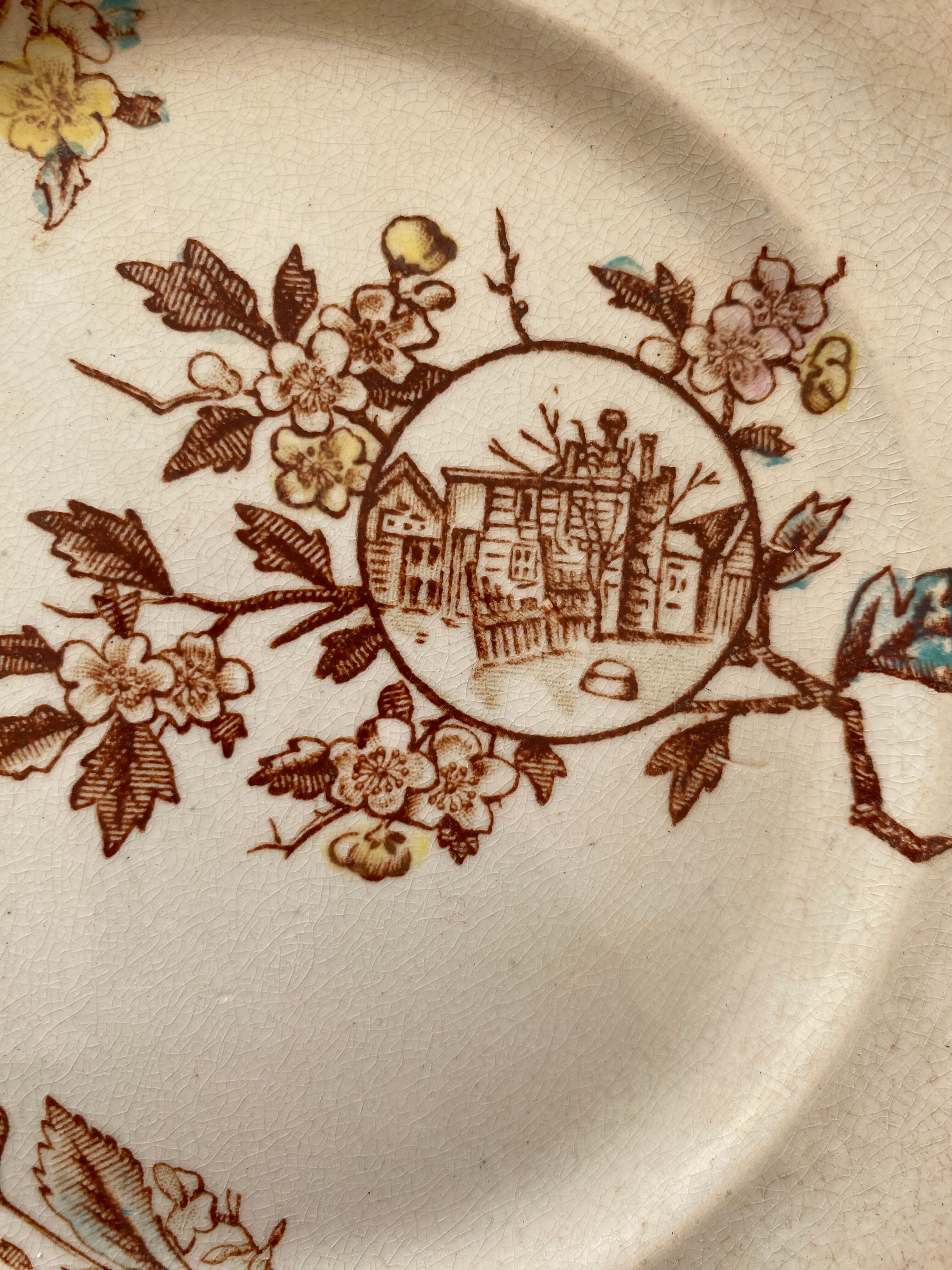 3 plates dessert Choisy le Roi terre de fer