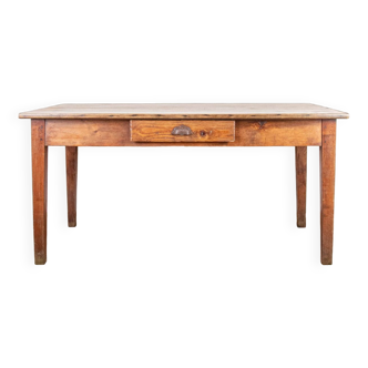 Farm table