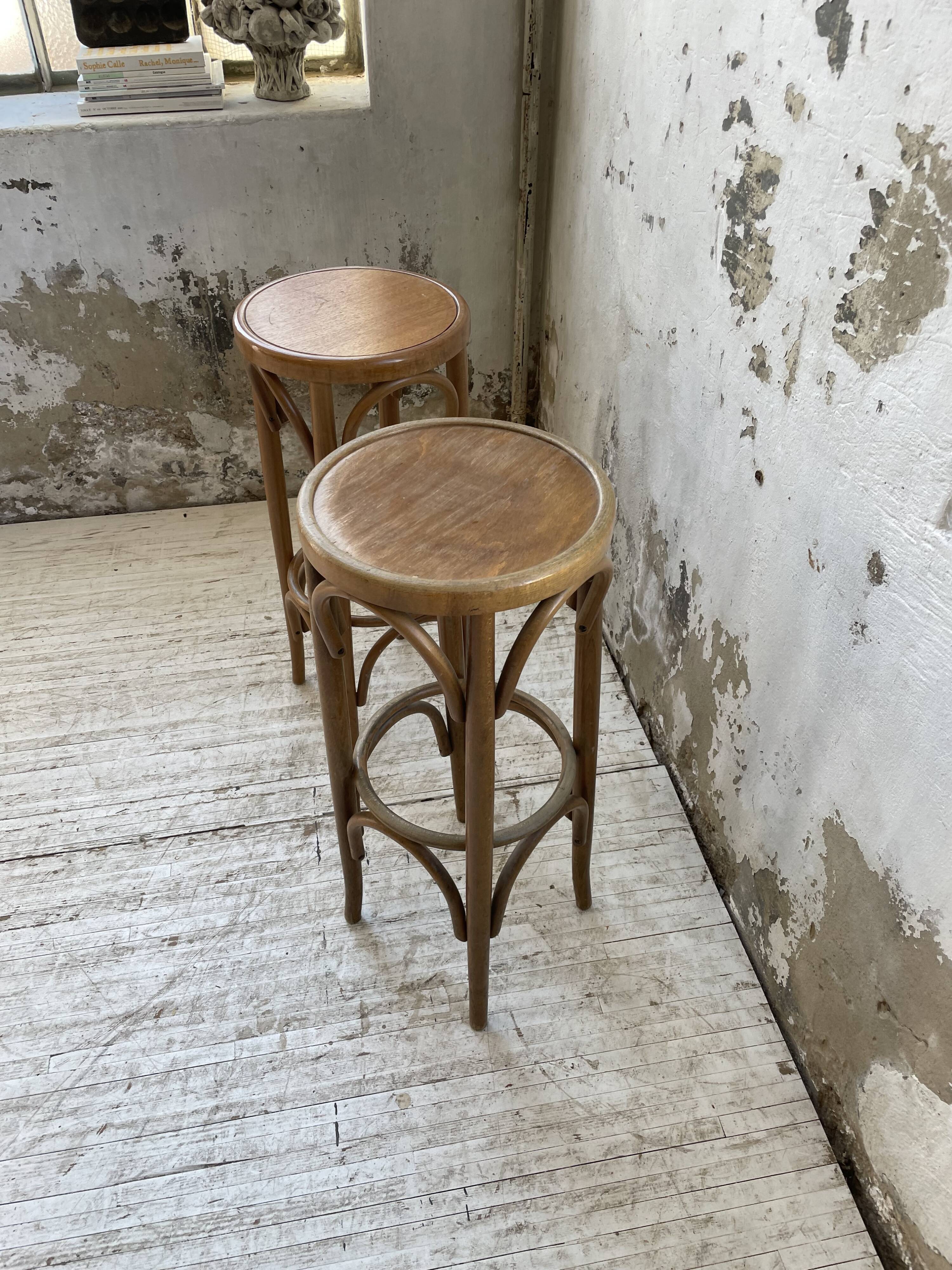 Baumann high stools