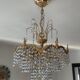 Lustre cascade de pampilles en bronze et cristal