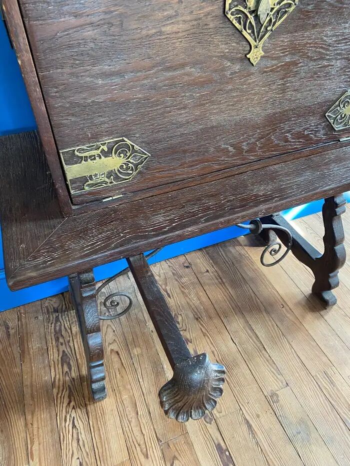 Travel agency - Bureau Bargueno - Spain and England - Early twentieth - Arts and Craft