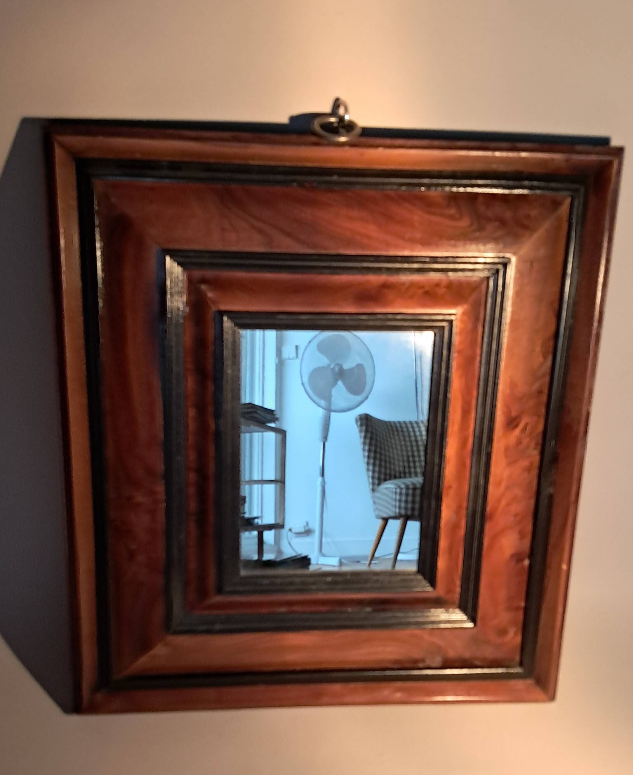 High period style mirror in solid wood from the early 20th century.