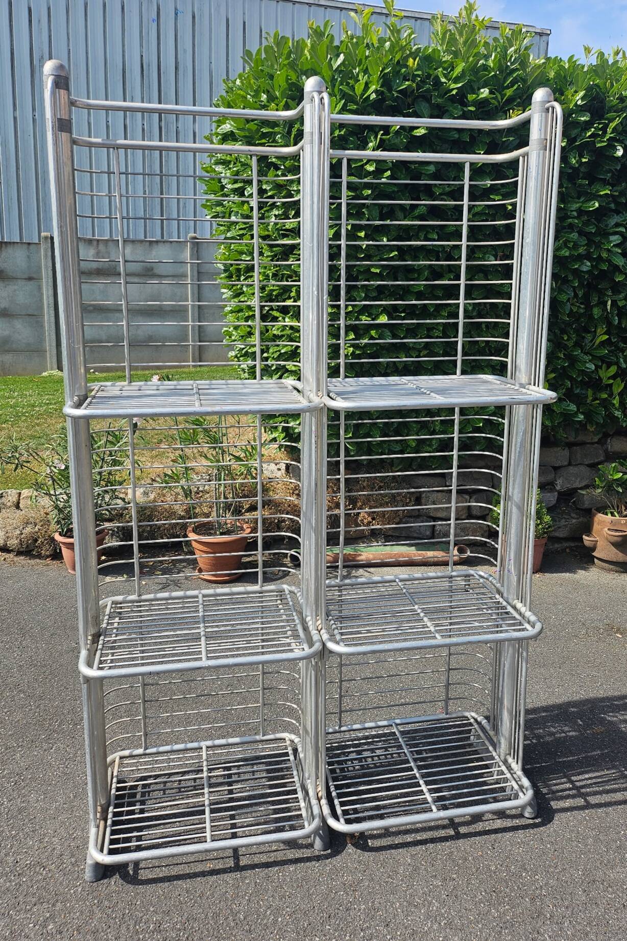 Art Deco shelf, aluminium