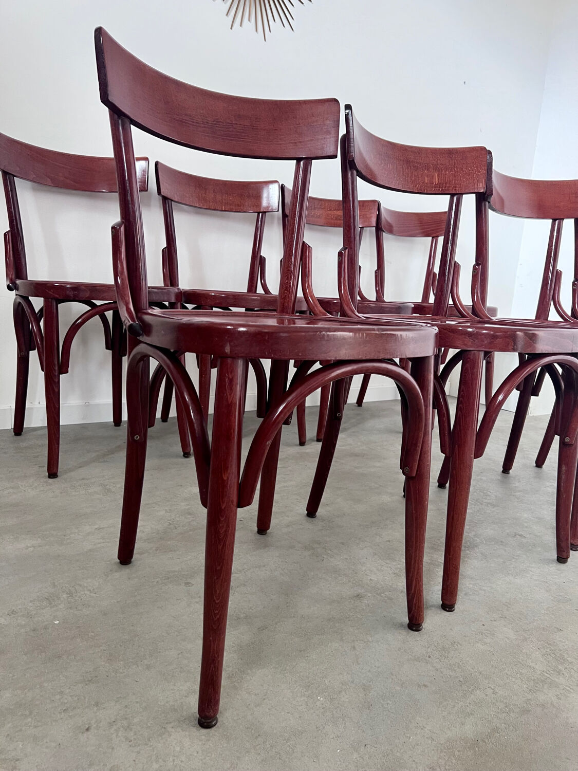 Set of 8 vintage 70s curved varnished wood bistro chairs