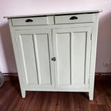 Green Parisian Buffet