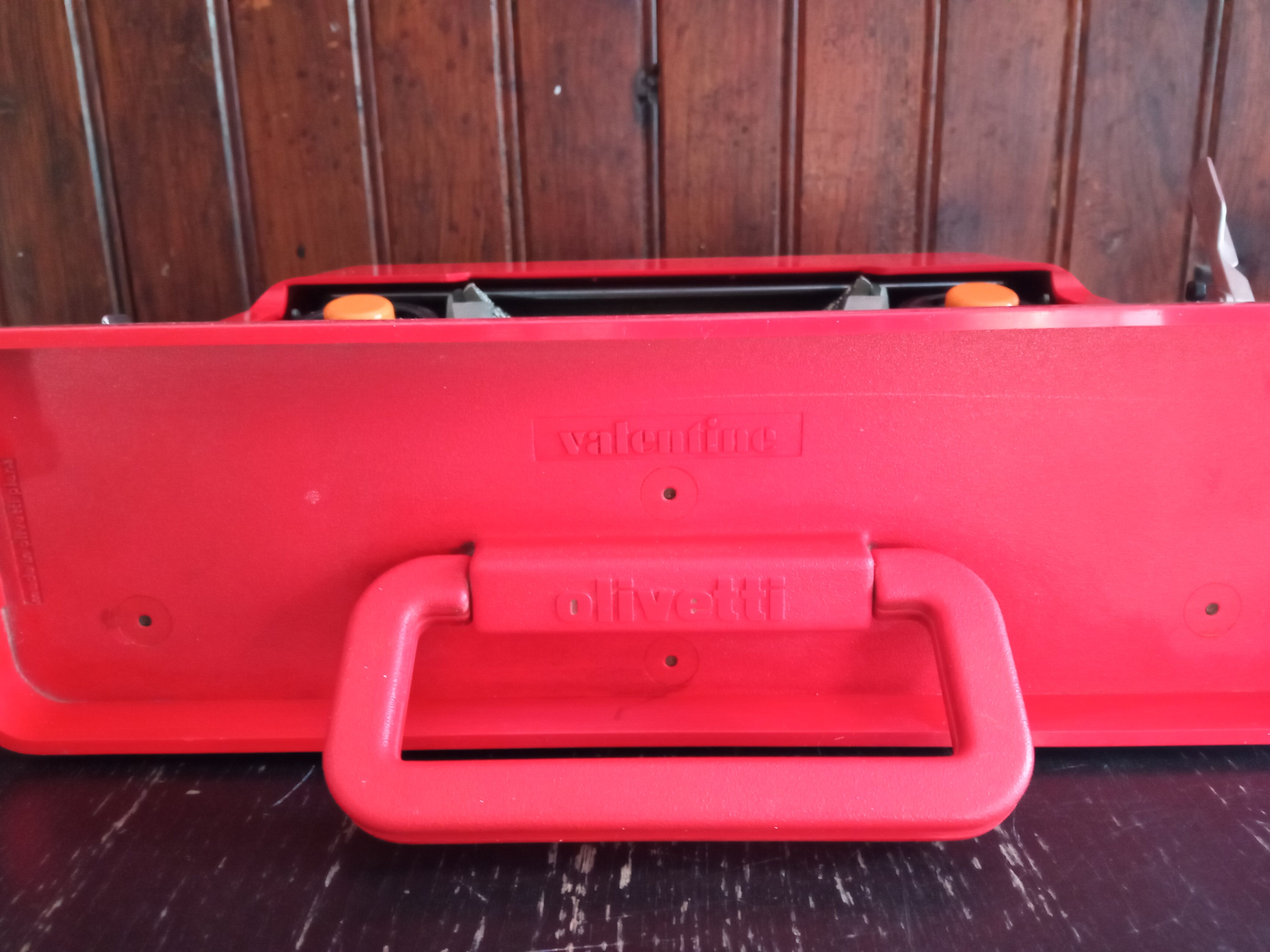 Machine à écrire Olivetti "Valentine " par Ettore Sottsass 1960s