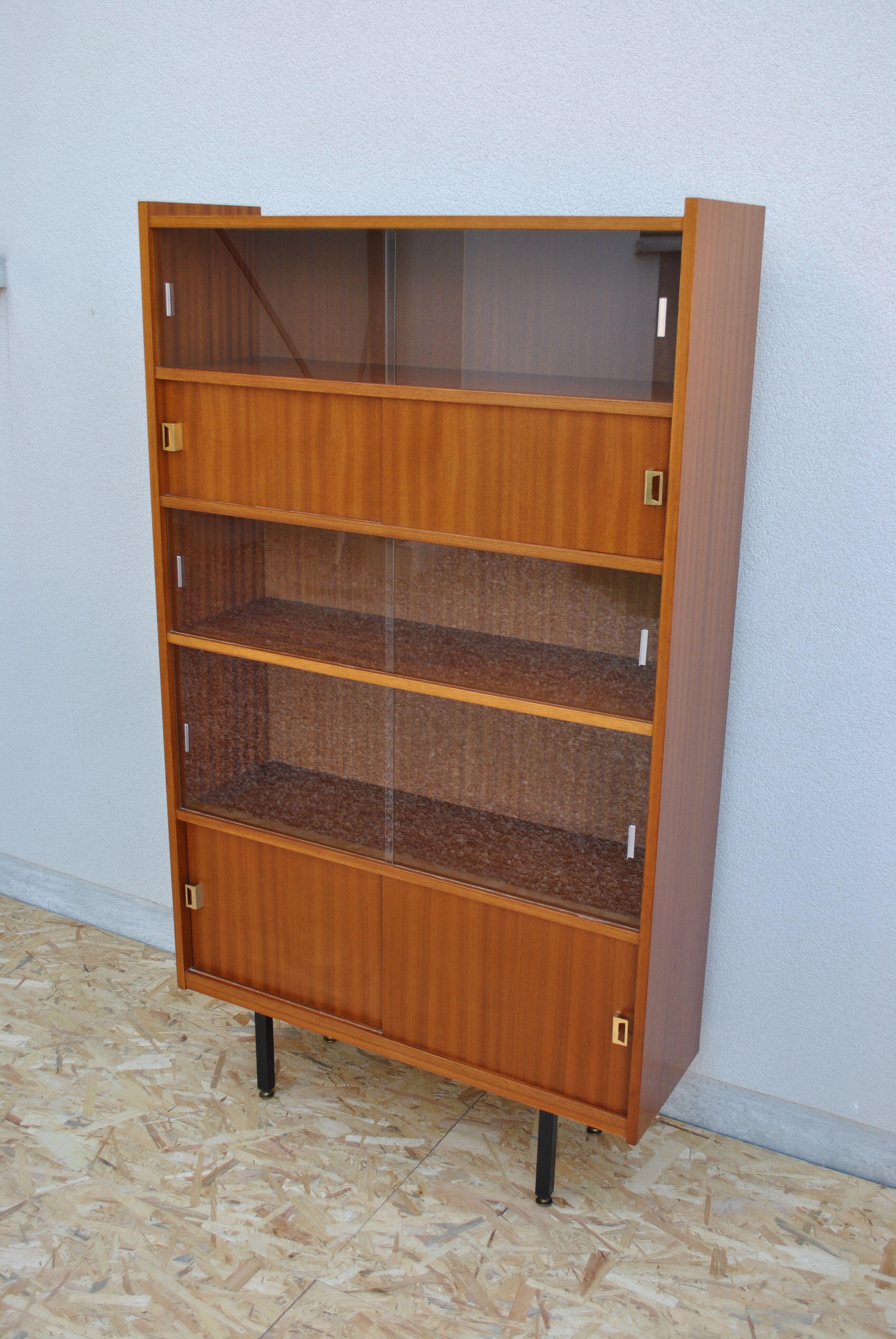 Vintage bookcase 1970