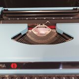 Olympia Conformatic 242 Pastel Blue like new