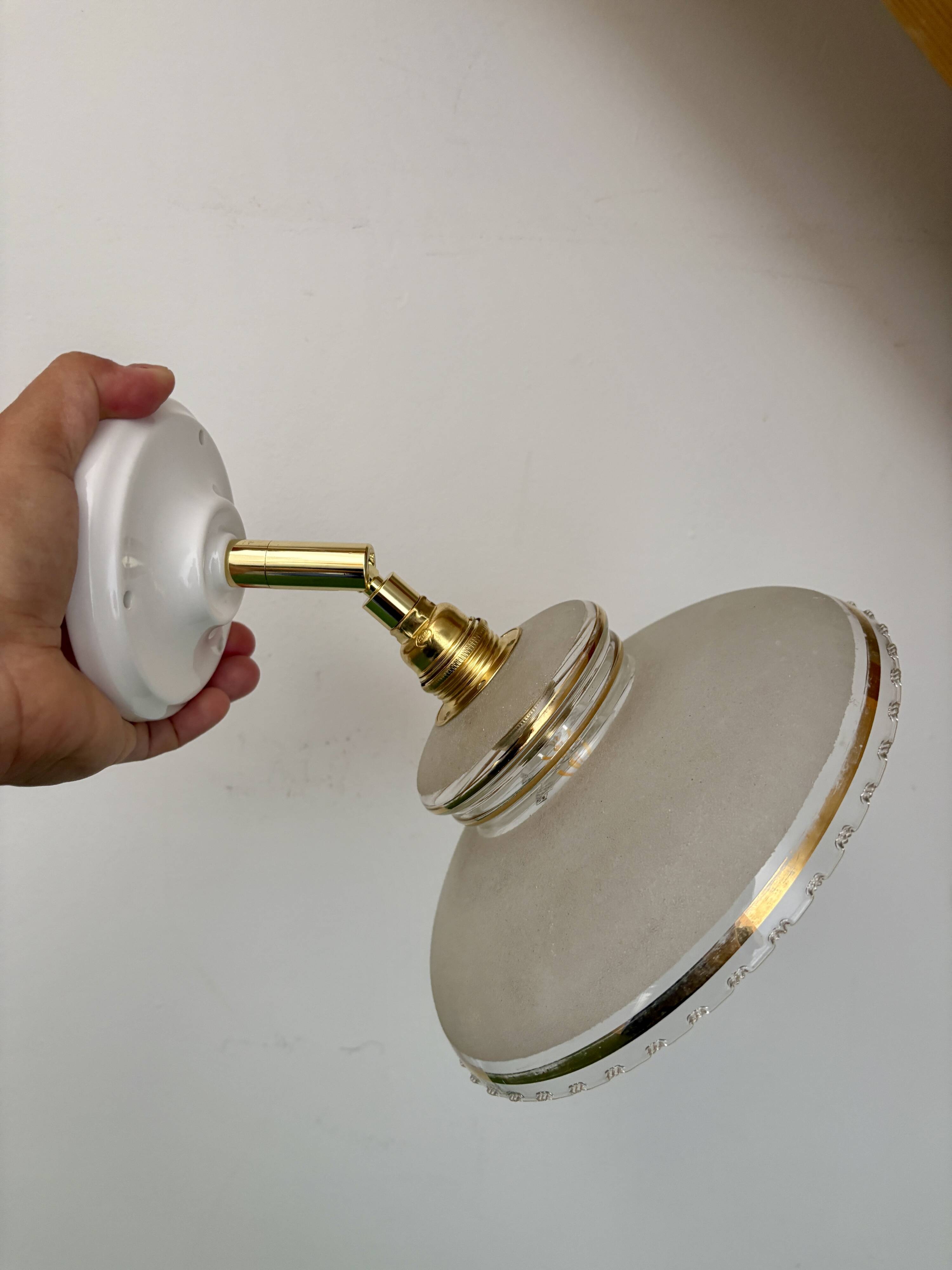 Vintage wall lamp with white and gold granite glass shade