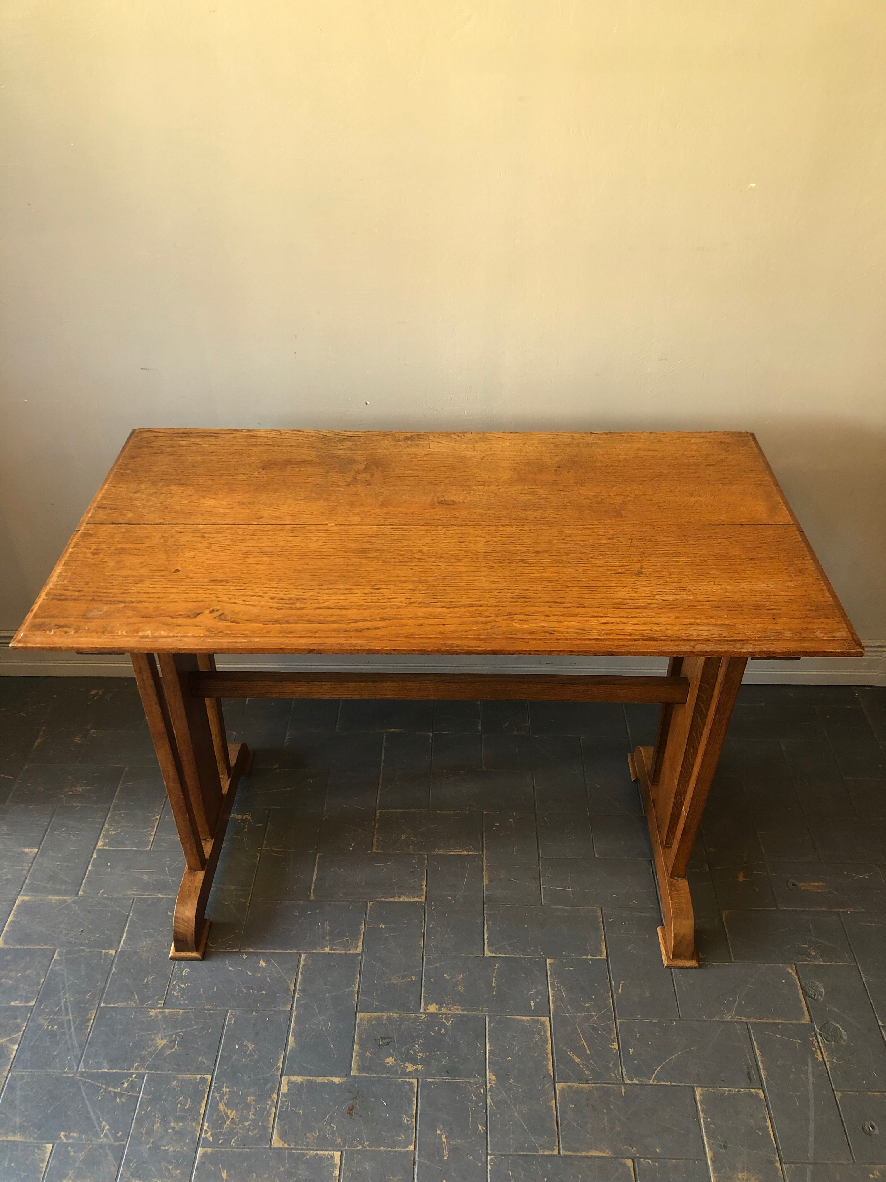 Vintage bistro table 100cm