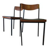 Paire de chaises empilables en teck et fer, années 1960