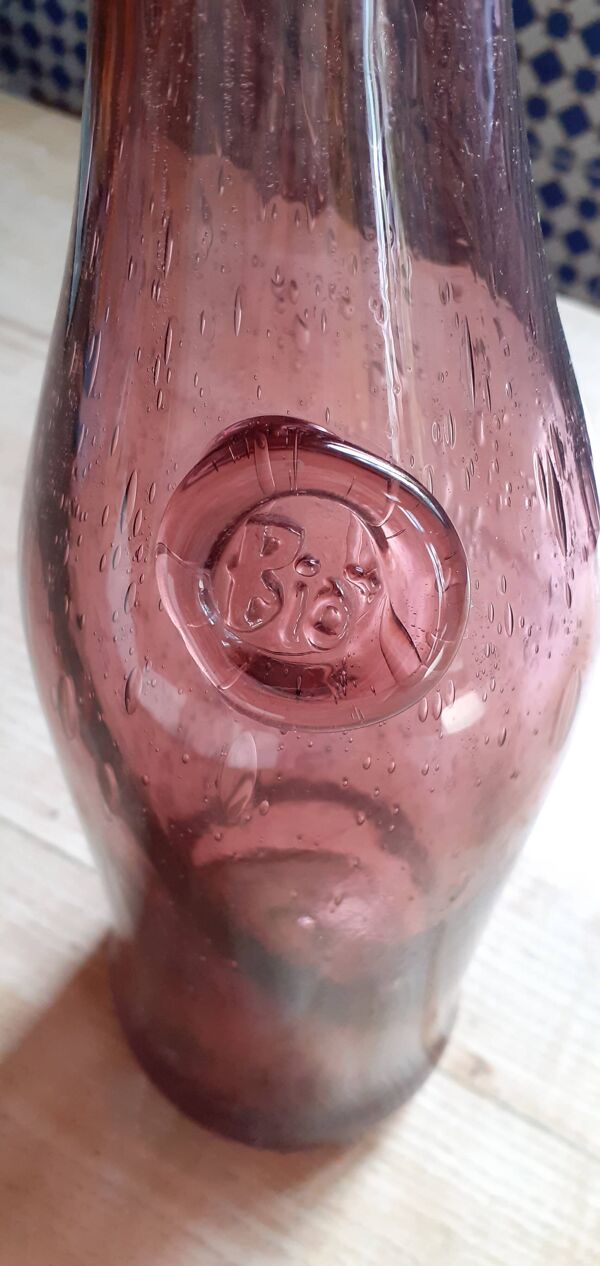Bouteille verre Biot longue ancienne