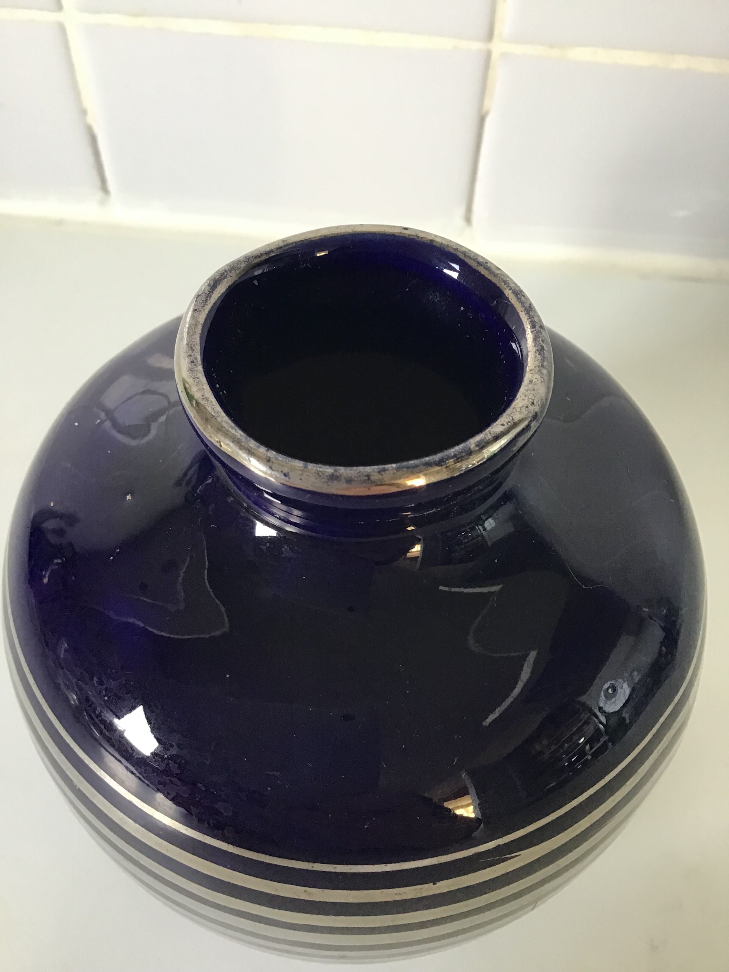 Vase belge signé Bergen