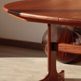 Oval dining table – 6 to 8 people – G Plan