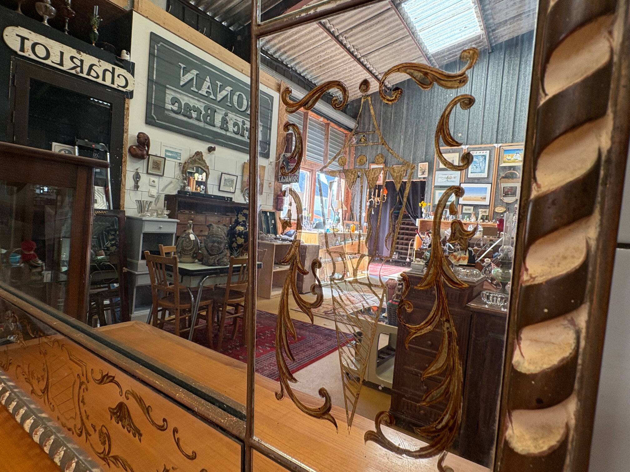 Large antique engraved and gilded wall mirror – Venetian style