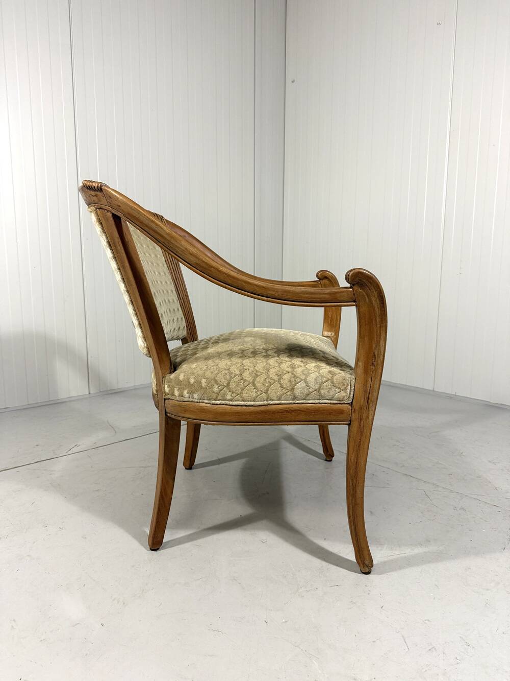 Antique arm chair 1900’s