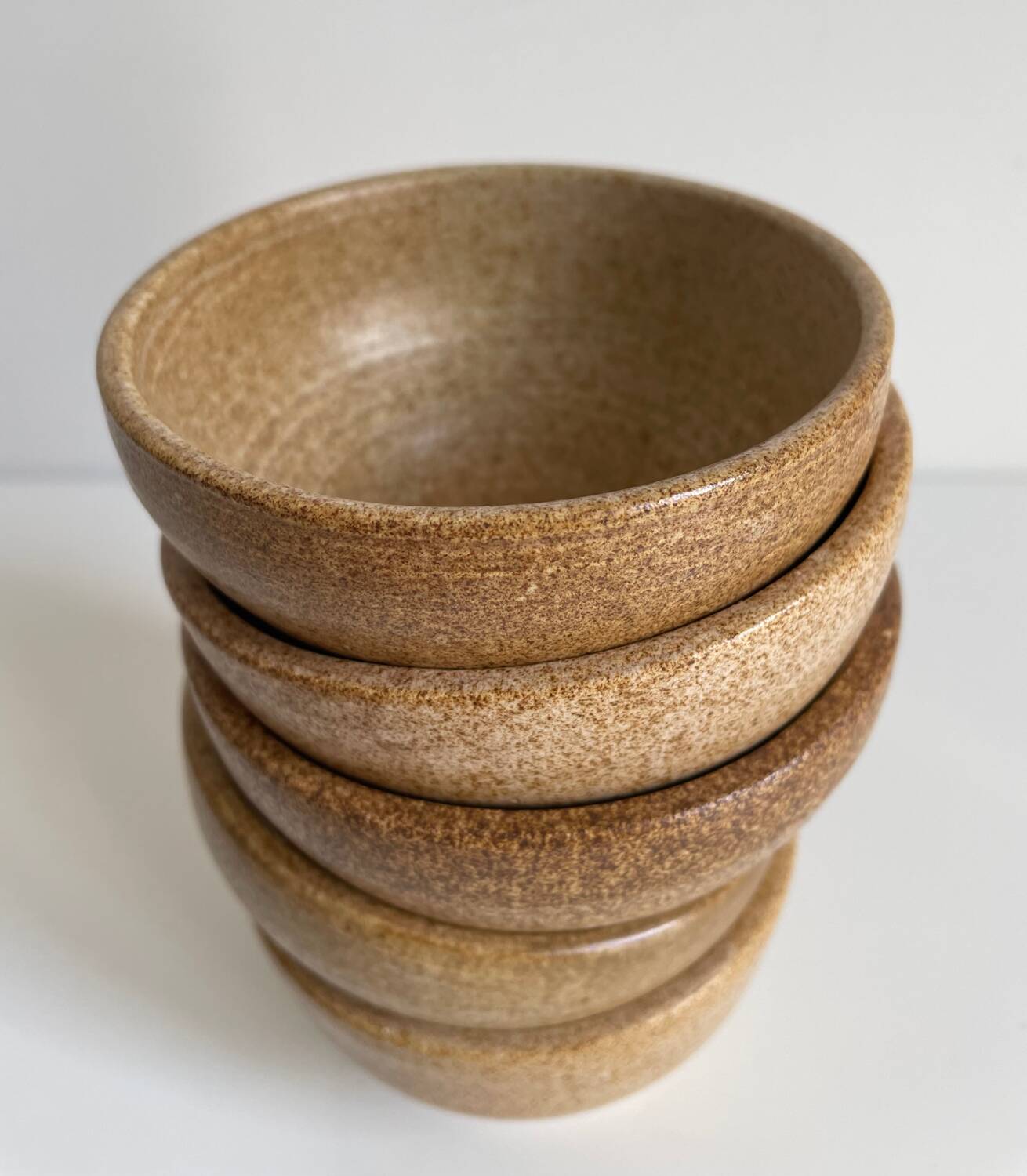 Ceramic mugs, French craftsmanship