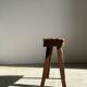 Small organic bench in upcycled Asian teak quadripod - Sungai