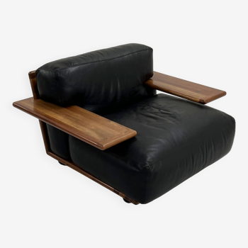 “Pianura” armchair in black leather by Mario Bellini for Cassina, 1970
