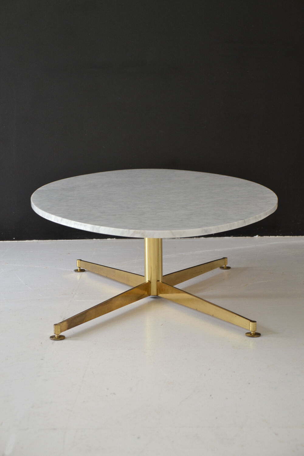 Coffee table by Michel Kin for Arflex in marble and brass