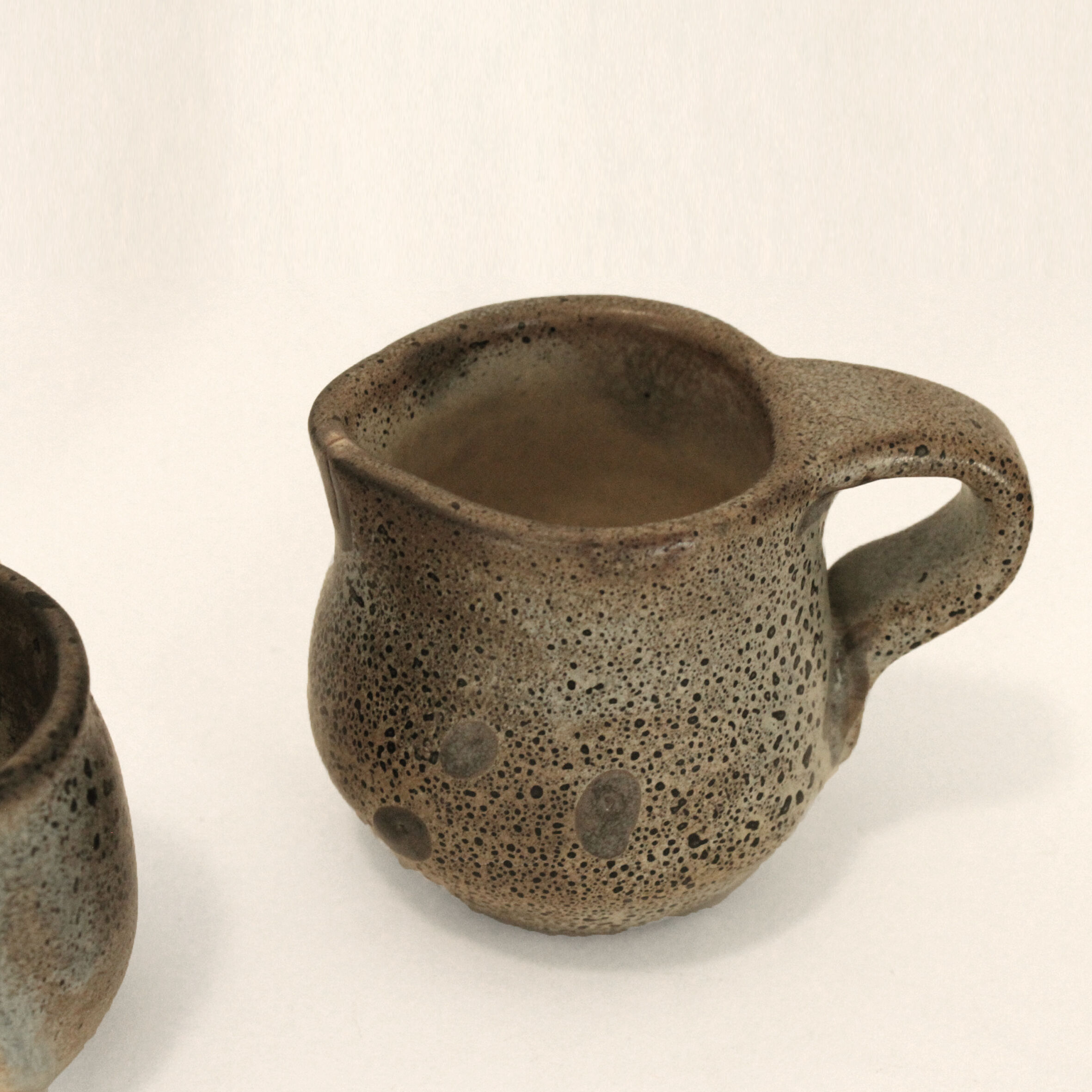 Set 2 cups & 1 pot in stoneware